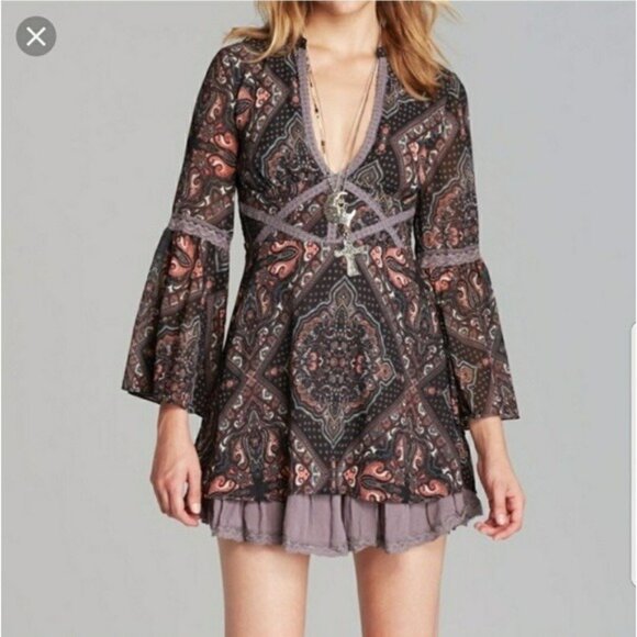 Free People Bell Sleeve Empire Waist Paisley Print Mini Dress - Picture 9 of 11